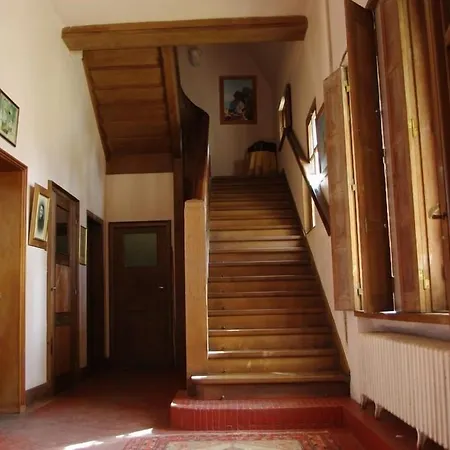 Oda ve Kahvaltı Le Logis D'arniere 3*