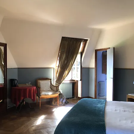 Le Logis D'arniere Oda ve Kahvaltı
