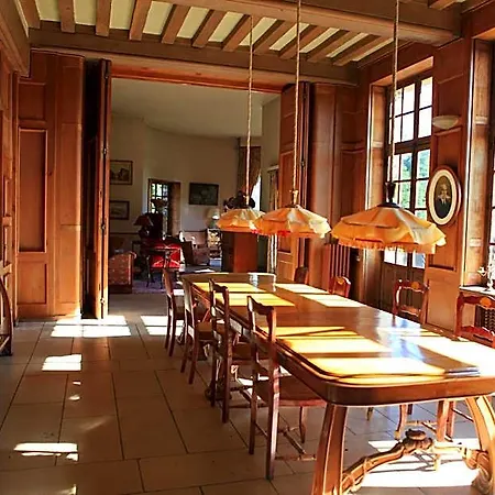 Le Logis D'arniere 住宿加早餐酒店 Saint Cyr-sous-Dourdan