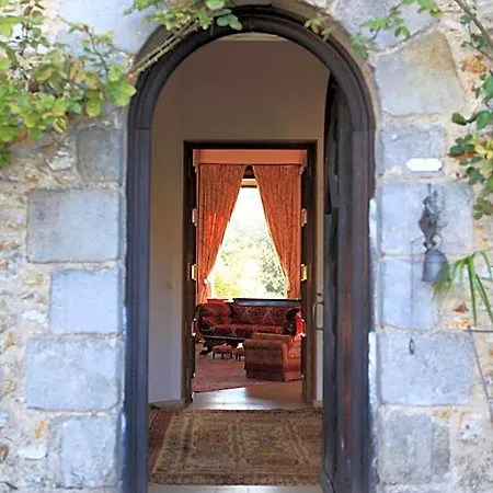 Le Logis D'arniere