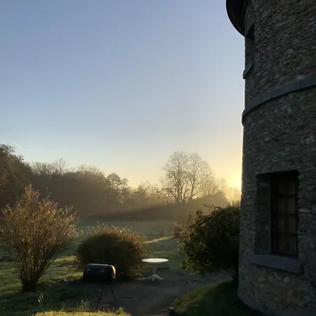Le Logis D'arniere Oda ve Kahvaltı Saint Cyr-sous-Dourdan