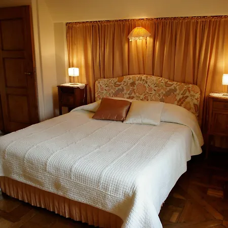 Oda ve Kahvaltı Le Logis D'arniere 3*