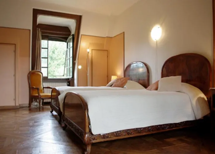 Le Logis D'arniere Bed & Breakfast 3*